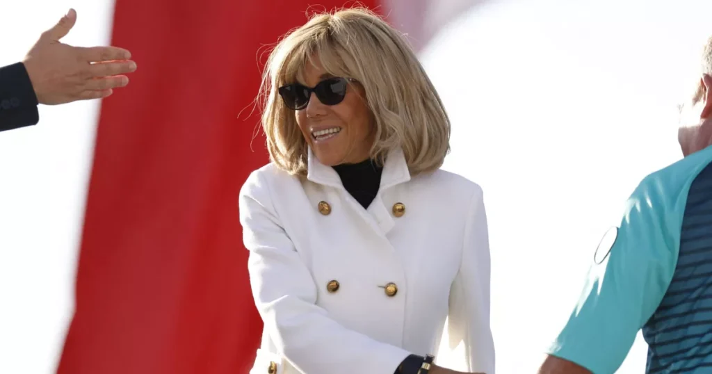 Brigitte Macron lunettes