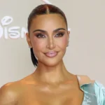 Kim Kardashian fess